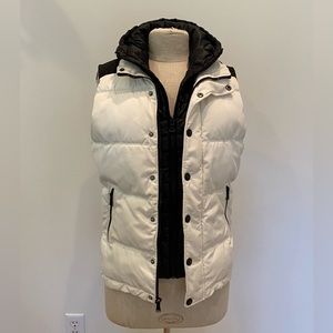 Express Womens White Vest w Black Hood and Contrasting Details / Size XS